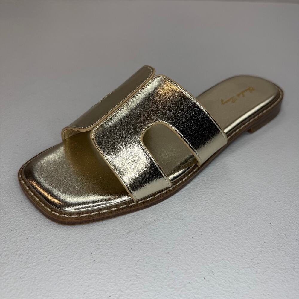 lisabet Tang Metallic Gold Slide Sandals – Women’s 7.5 – Cutout Strap Flats